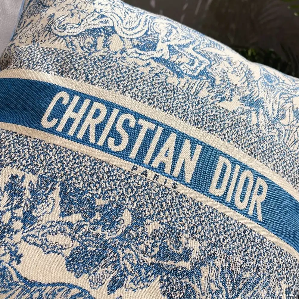 2.0 THROW PILLOW CHRISTIAN 0527